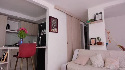 Snapshot of karlye_5 chatting on February 26, 2025, 5:17 pm Karlye online show from February 26, 2025, 5:17 pm