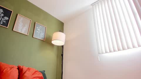 Snapshot of karlye_5 chatting on October 6, 2025, 1:41 pm Karlye online show from October 6, 2025, 1:41 pm