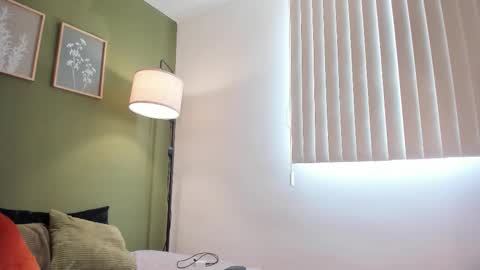 Snapshot of karlye_5 chatting on October 8, 2025, 3:09 pm Karlye online show from October 8, 2025, 3:09 pm