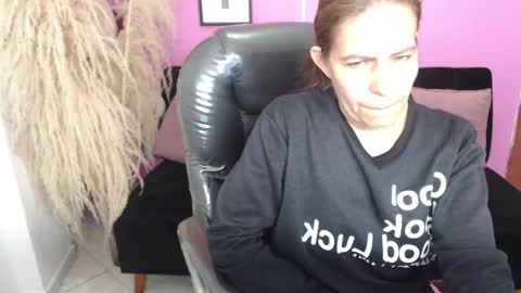 KARLYE online show from September 21, 2025, 2:13 am