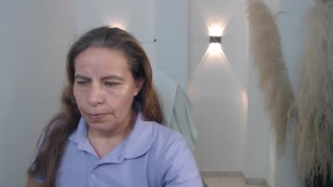 KARLYE online show from December 17, 2025, 2:39 am