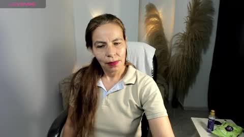 KARLYE online show from February 10, 2026, 1:53 am