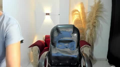 KARLYE online show from May 31, 2026, 1:58 am