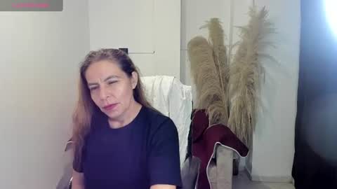 KARLYE online show from June 14, 2026, 9:11 am