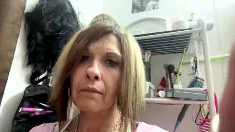 karmadewit1980 online show from April 29, 2026, 11:03 am