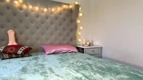 KarmaRosexx online show from December 6, 2024, 3:52 am