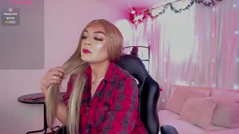 Snapshot of karol_elegance_ chatting on July 10, 2026, 1:14 pm karol online show from July 10, 2026, 1:14 pm