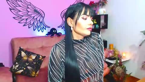Karol Kenedy online show from January 28, 2025, 5:43 am