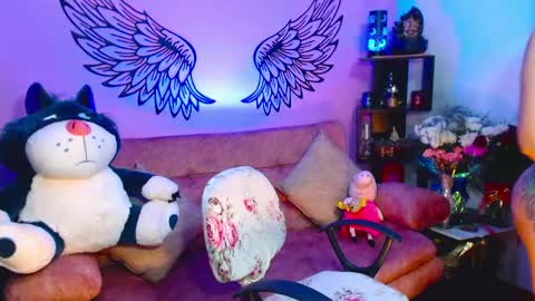 Snapshot of karol_kennedy chatting on May 17, 2026, 6:11 am Karol Kenedy online show from May 17, 2026, 6:11 am