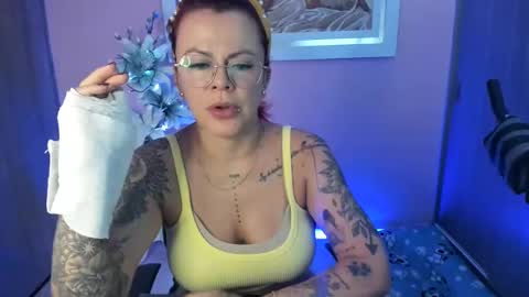 Snapshot of karol_milf__ chatting on January 26, 2025, 10:13 pm kAROL MILF online show from January 26, 2025, 10:13 pm