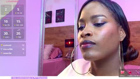 Snapshot of karol_scott1 chatting on March 8, 2025, 1:39 am KAROL SCOTT online show from March 8, 2025, 1:39 am