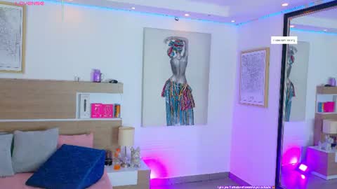 KAROL SCOTT online show from July 13, 2026, 7:49 pm