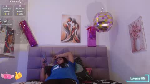 karol_wish online show from September 15, 2025, 1:11 pm