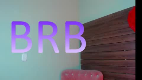 Snapshot of karol_yesenia chatting on October 8, 2025, 3:42 pm karol_yesenia online show from October 8, 2025, 3:42 pm