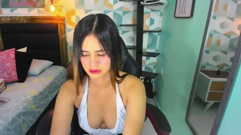 karolagrey online show from June 2, 2026, 12:40 pm