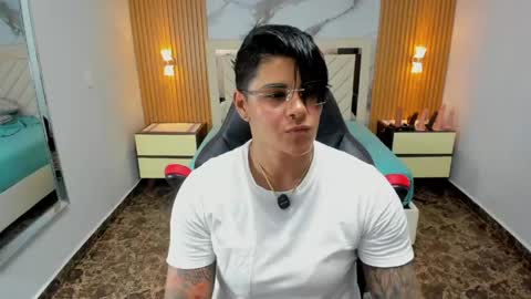 Karol and Luna online show from April 22, 2026, 7:04 pm