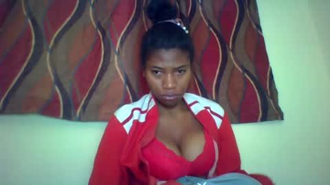 Snapshot of karoliee chatting on July 20, 2026, 6:28 am karoliee online show from July 20, 2026, 6:28 am