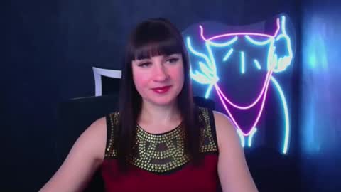 Snapshot of karolina_mia chatting on December 9, 2024, 12:19 pm Caroline online show from December 9, 2024, 12:19 pm