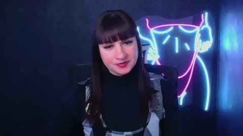 Snapshot of karolina_mia chatting on December 10, 2024, 6:33 am Caroline online show from December 10, 2024, 6:33 am