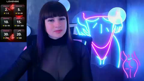 Snapshot of karolina_mia chatting on February 27, 2025, 6:40 am Caroline online show from February 27, 2025, 6:40 am