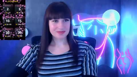 Snapshot of karolina_mia chatting on March 6, 2025, 9:36 am Caroline online show from March 6, 2025, 9:36 am