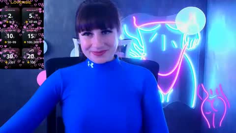 Snapshot of karolina_mia chatting on March 11, 2025, 4:07 pm Caroline online show from March 11, 2025, 4:07 pm