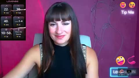 Snapshot of karolina_mia chatting on September 13, 2025, 5:51 am Caroline online show from September 13, 2025, 5:51 am