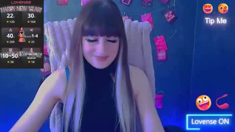 Caroline online show from May 3, 2026, 5:46 am