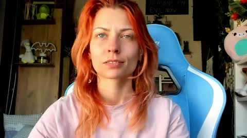 karoline121 online show from April 23, 2026, 12:29 pm