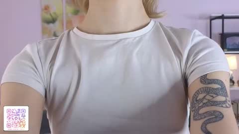 Karoline online show from March 11, 2026, 10:05 pm