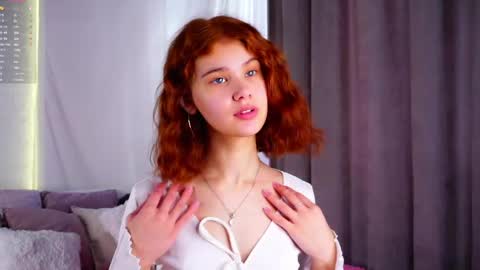 Snapshot of karolinerush chatting on June 2, 2026, 12:18 pm lina online show from June 2, 2026, 12:18 pm