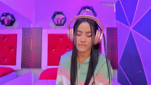 Karol online show from October 6, 2025, 11:40 am