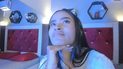 Snapshot of karoll014 chatting on June 3, 2026, 1:36 pm Karol online show from June 3, 2026, 1:36 pm