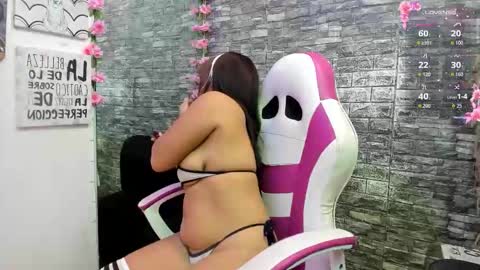 Snapshot of karoll__sex chatting on November 22, 2025, 12:26 pm KAROLL online show from November 22, 2025, 12:26 pm