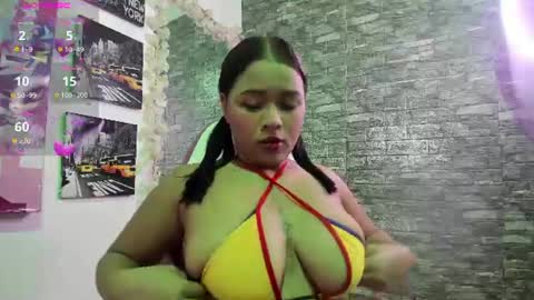 Snapshot of karoll__sex chatting on June 12, 2026, 12:59 pm KAROLL online show from June 12, 2026, 12:59 pm