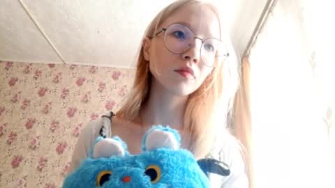 Sara online show from March 7, 2026, 9:50 am