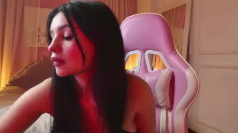 Snapshot of kary_bm chatting on June 4, 2026, 1:00 am Kary online show from June 4, 2026, 1:00 am