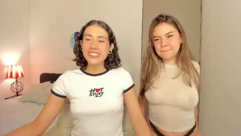 Snapshot of karyandtylor chatting on July 1, 2026, 1:29 am Kary -N- Tylor online show from July 1, 2026, 1:29 am