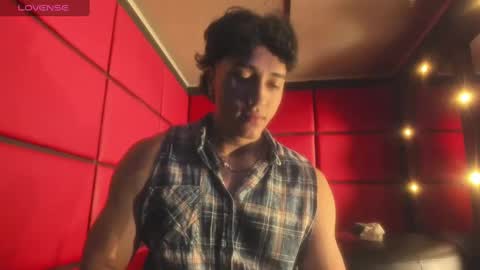 Snapshot of karybig3 chatting on March 9, 2025, 7:34 am ---Kary--- online show from March 9, 2025, 7:34 am