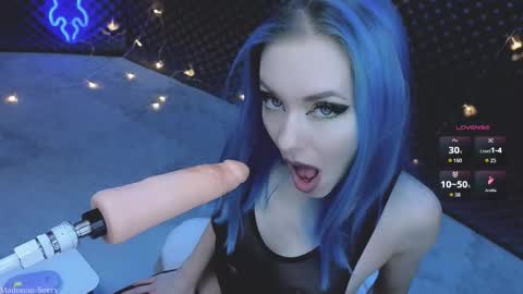 ALYSSA                online show from December 3, 2025, 5:00 pm