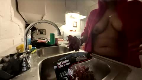 kash335092 online show from March 18, 2026, 10:18 am