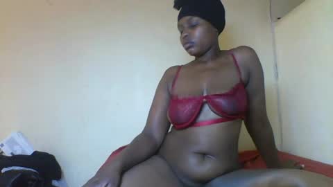 Snapshot of kashy_ chatting on June 22, 2026, 12:24 am kashy_ online show from June 22, 2026, 12:24 am