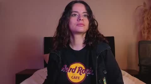 kassandra james online show from July 28, 2026, 3:21 pm