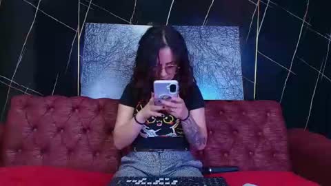 kassandra james online show from July 30, 2026, 4:28 pm