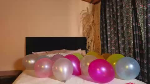 kassandra james online show from July 31, 2026, 3:44 pm