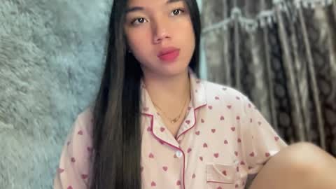 Snapshot of kat_hollandx chatting on January 16, 2025, 3:13 pm Majesty online show from January 16, 2025, 3:13 pm