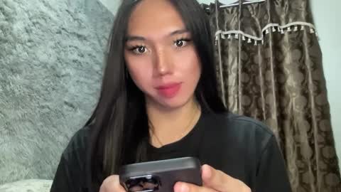 Snapshot of kat_hollandx chatting on March 1, 2025, 3:16 pm Majesty online show from March 1, 2025, 3:16 pm