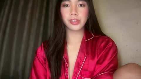 Snapshot of kat_hollandx chatting on June 24, 2026, 5:01 pm Majesty online show from June 24, 2026, 5:01 pm