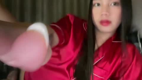 Snapshot of kat_hollandx chatting on July 23, 2026, 5:00 pm Majesty online show from July 23, 2026, 5:00 pm