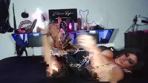 Sexywifekat23 online show from November 11, 2025, 4:12 am